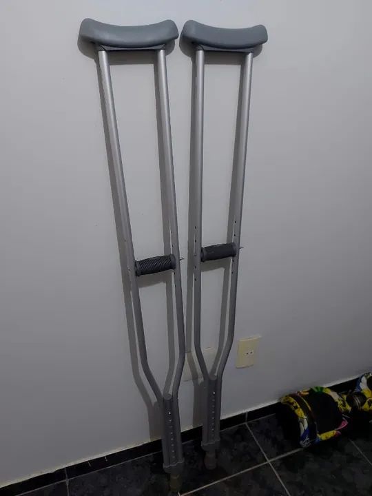 Par de muleta em alumínio
