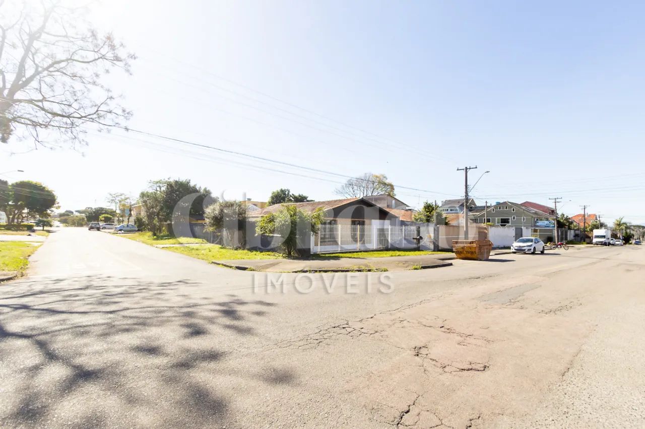 Casa Comercial/Residencial, de 153m², no Cajuru