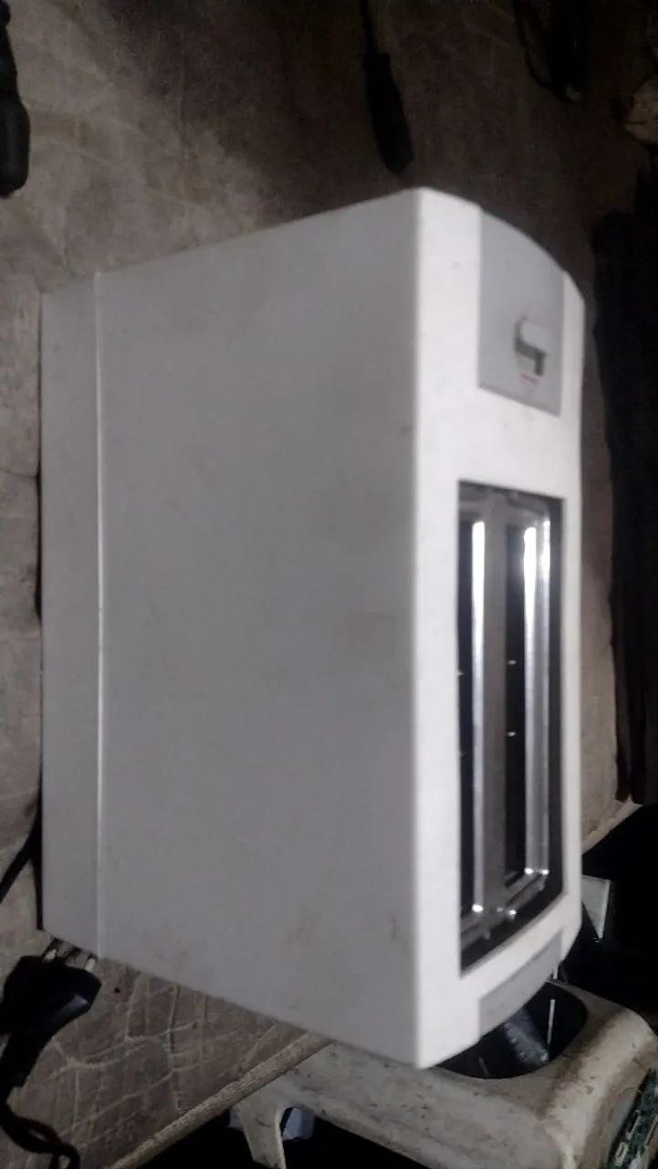 Torradeira Elétrica NKS Nunca usada tem conversa  - Foto 3