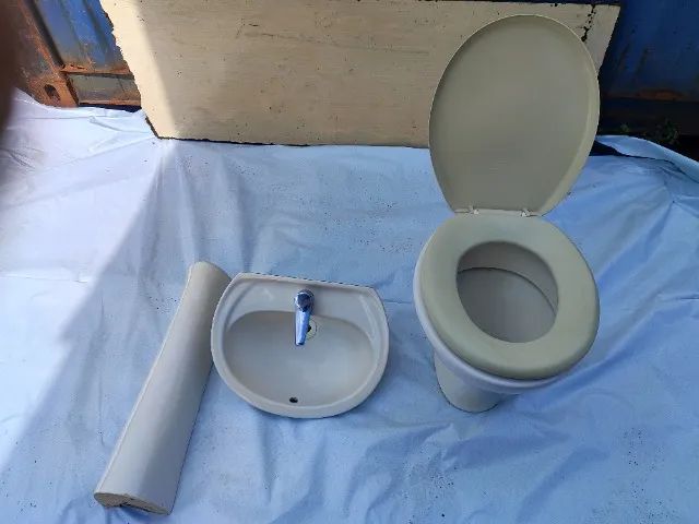 Pia mas vaso sanitário - Foto 4