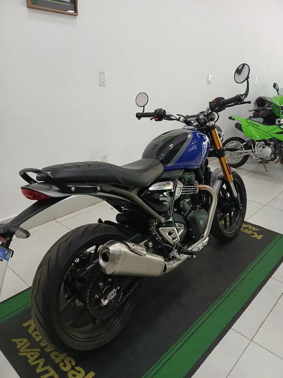 TRIUMPH SPEED 400 - Foto 5