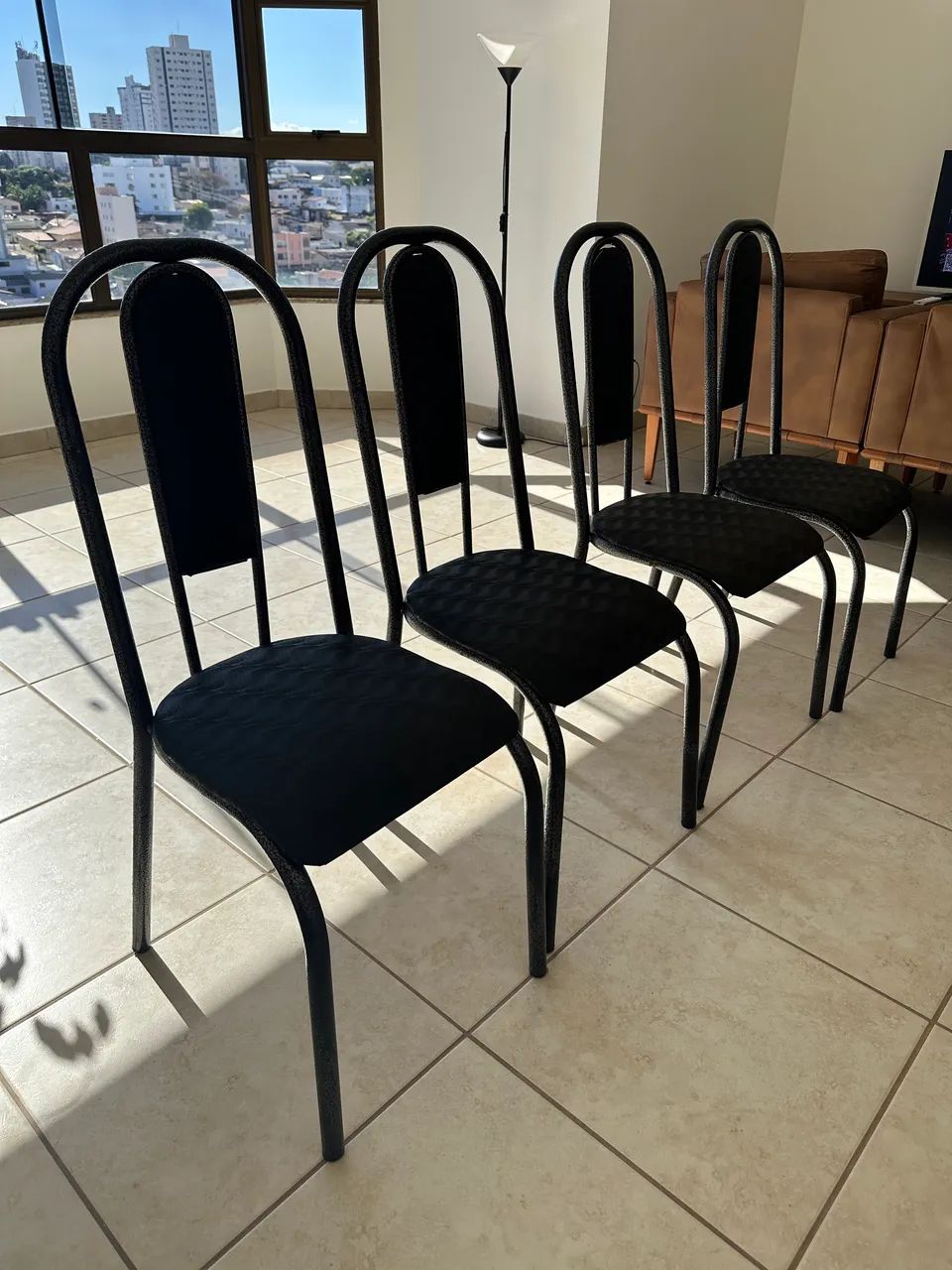 Kit 4 cadeiras em metal - Foto 4