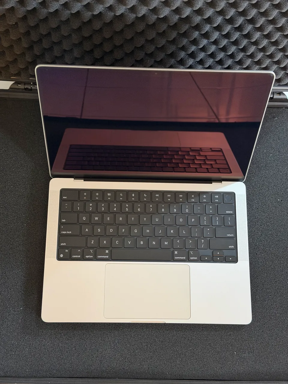 MacBook Pro 2019 i9 1TB 16 RAM - Garantia - Loja física