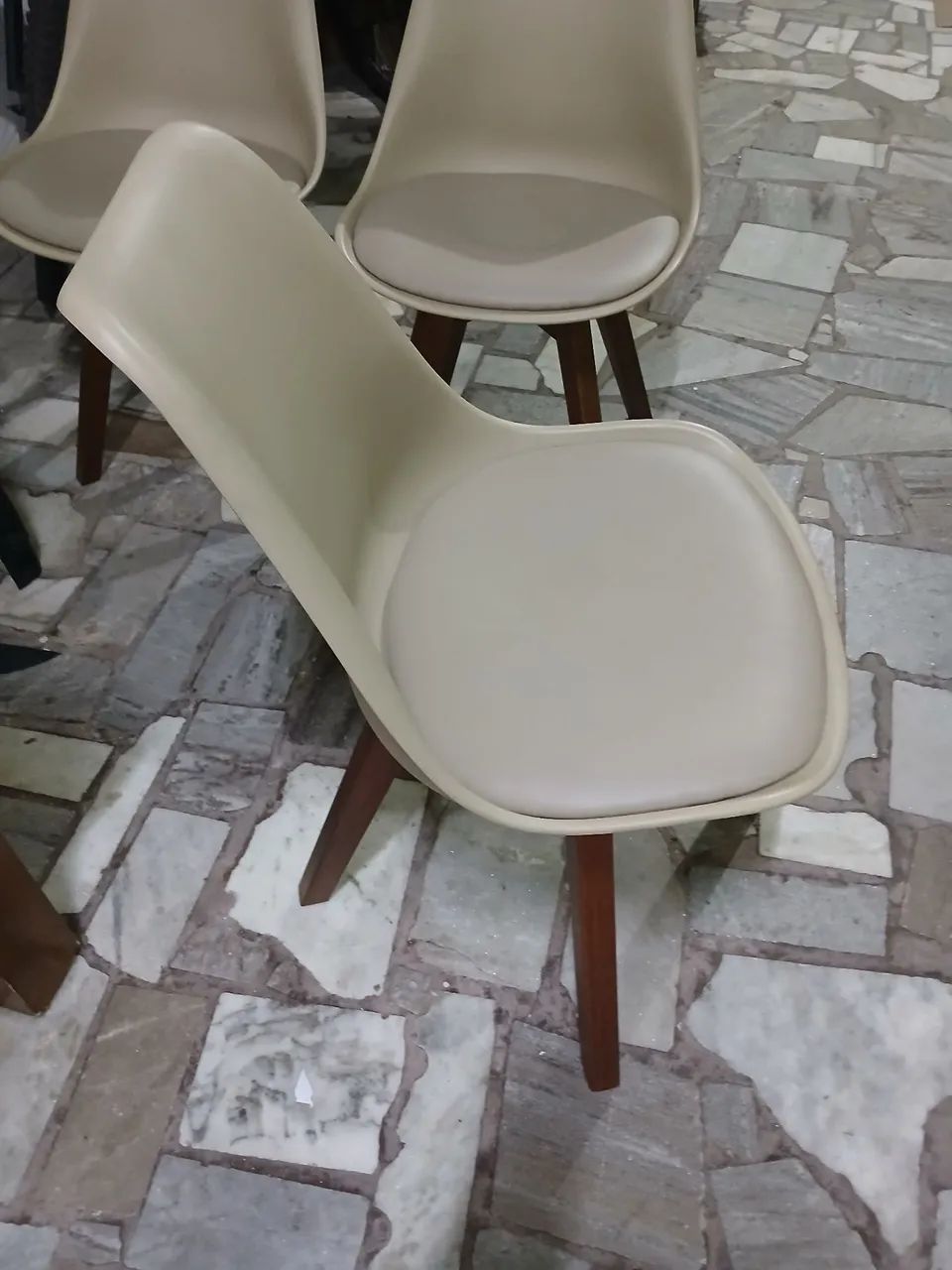 Cadeiras - Foto 3