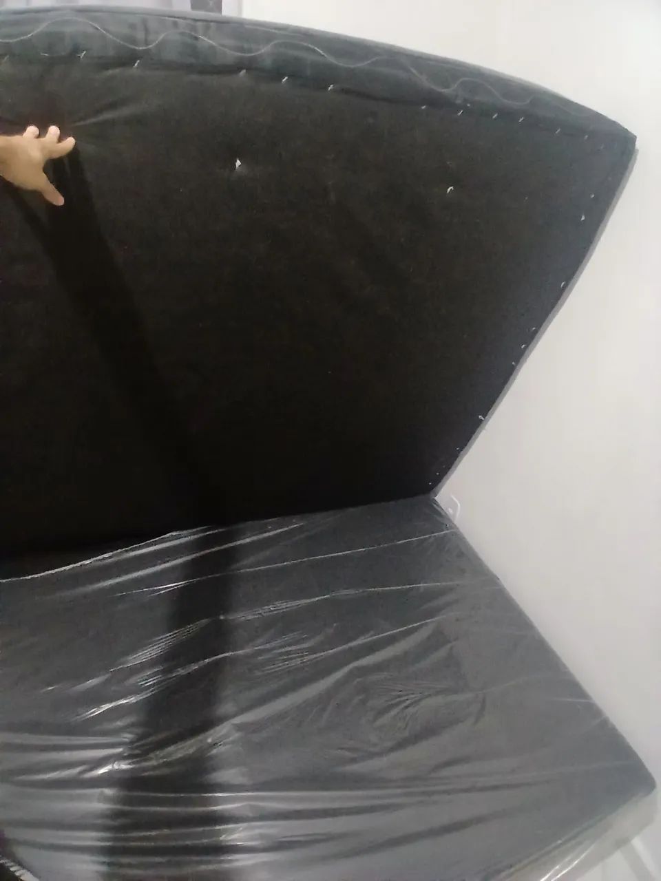 CAMA BOX COM BASE INCLUSA, LEVA UM GALÃO DE AGUA SECO DE BRINDE - Foto 3