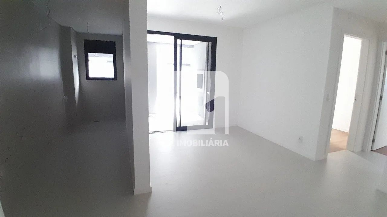 Apartamento 2 suítes no bairro Saco Grande - Foto 4