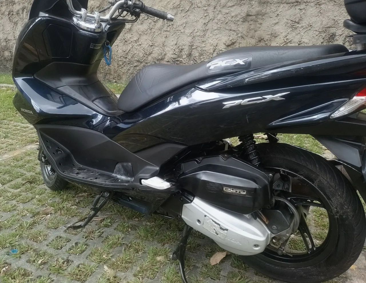 PCX DLX 2018
