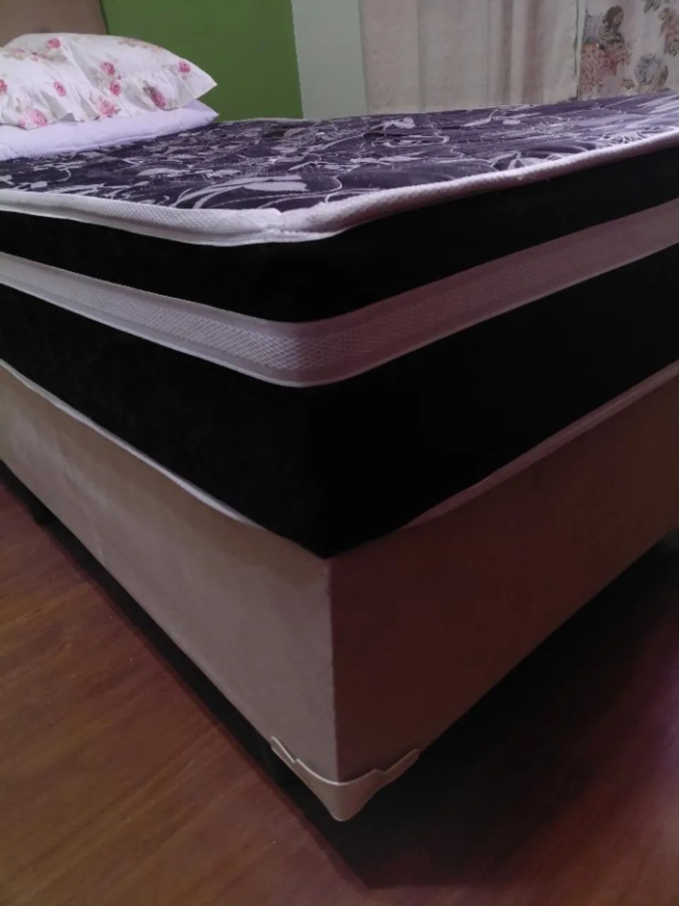 Cama Box Solteiro Com Colchão E Cabeceira Estofada - Foto 4