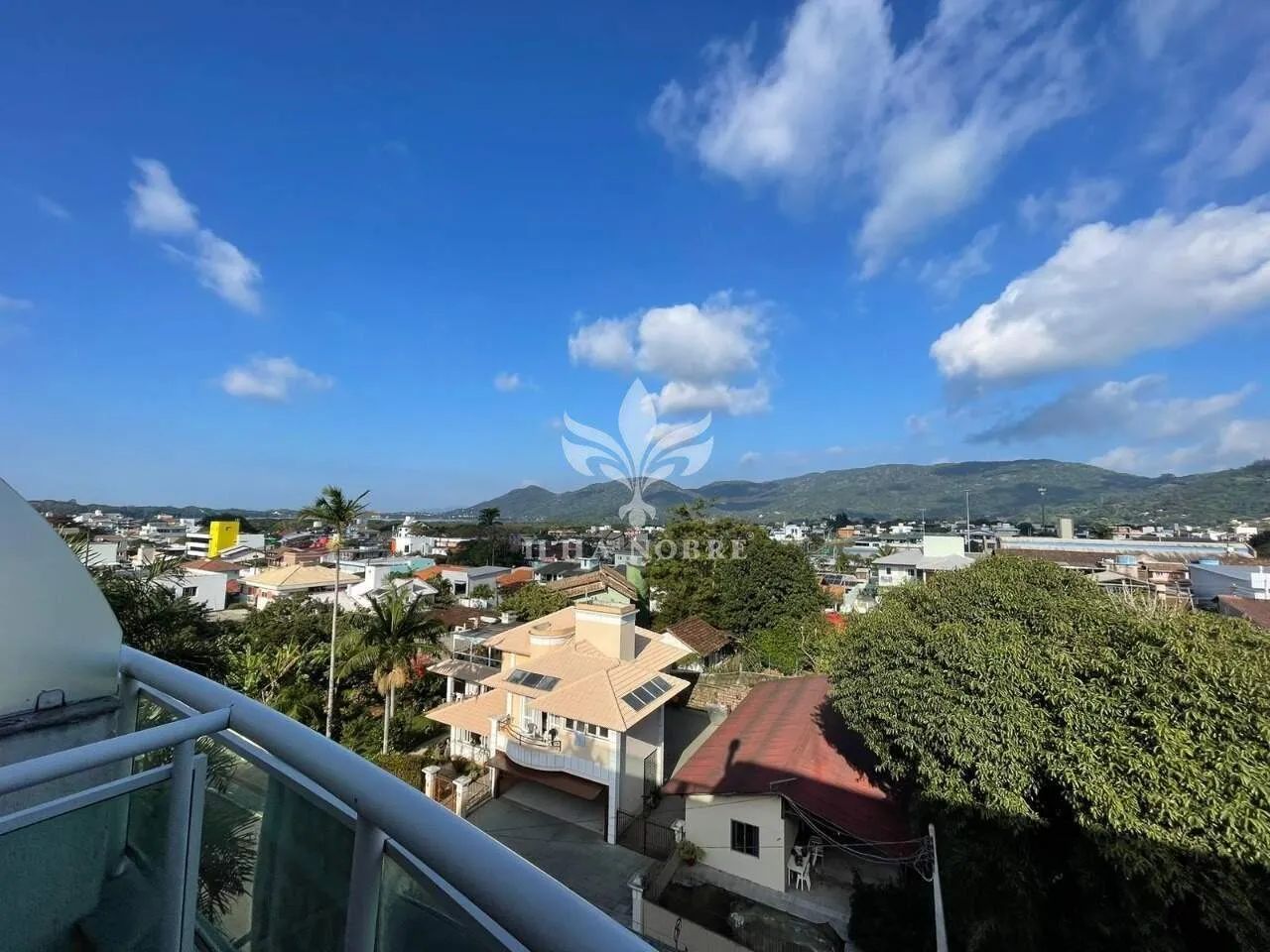 Cobertura com 3 quartos, uma suite na Lagoa da Conceição - Foto 3