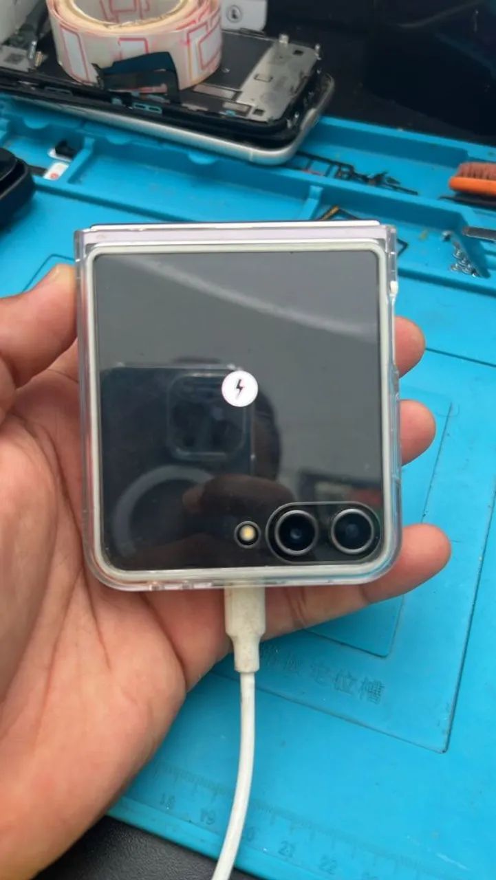 Vendo z Flip 5 com defeito  - Foto 4