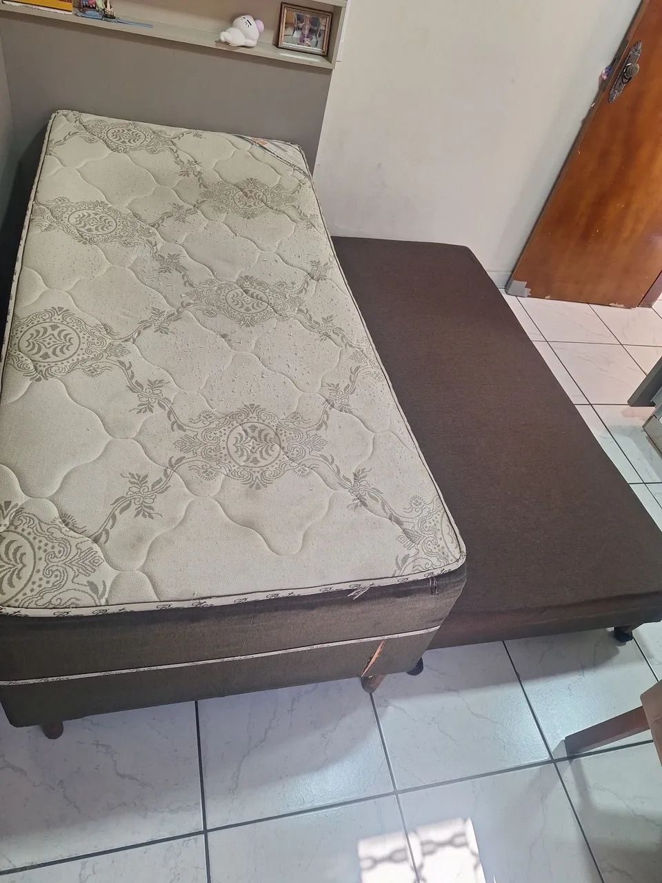 Cama solteiro box conjugado com cama auxiliar 