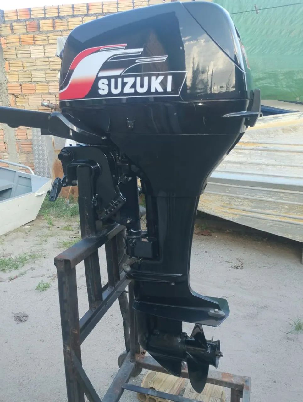 Motor Suzuki 15 Hp 2 tempo 