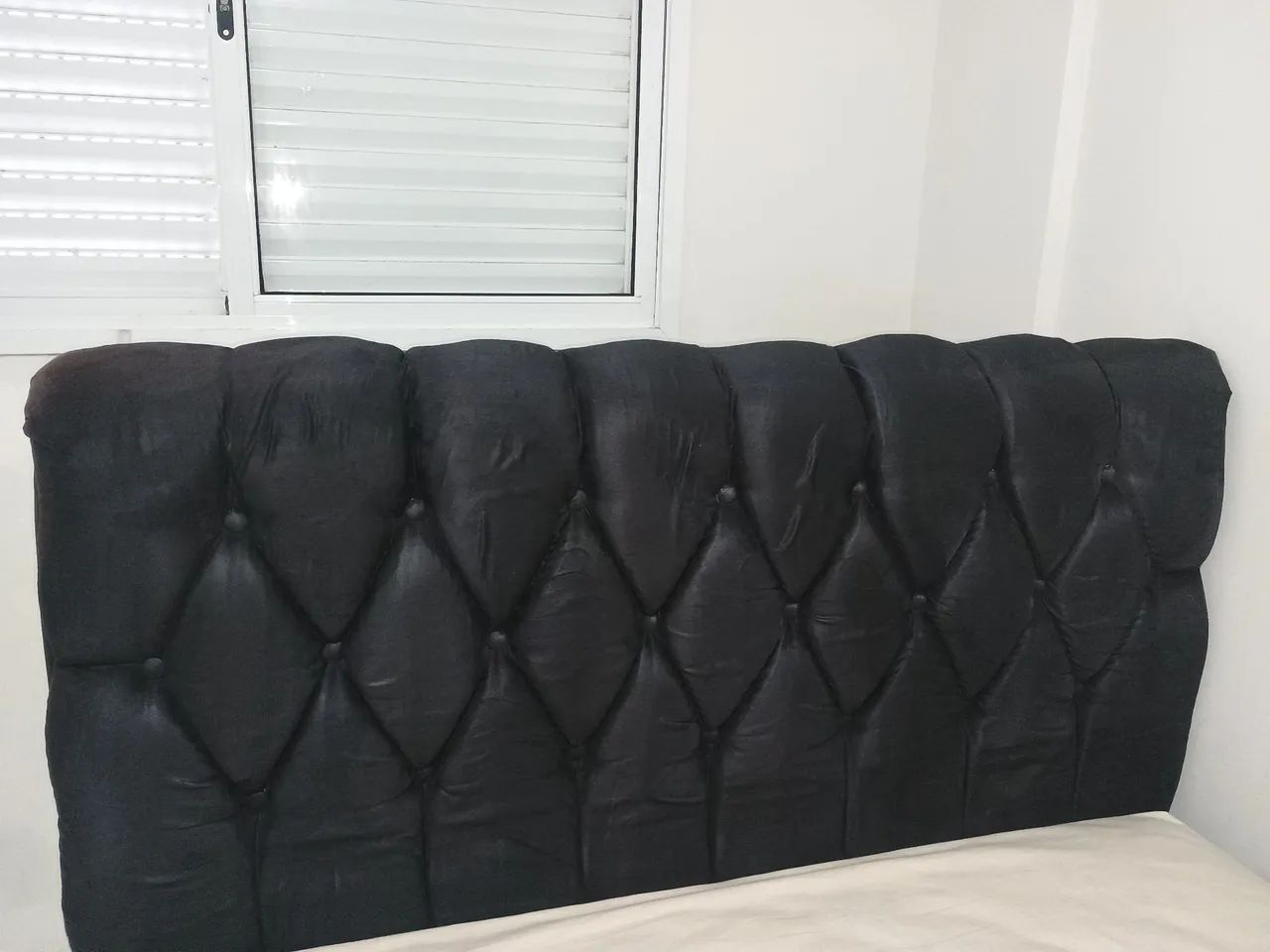 Cabeceira Suede triângulo preta 1.40 cm