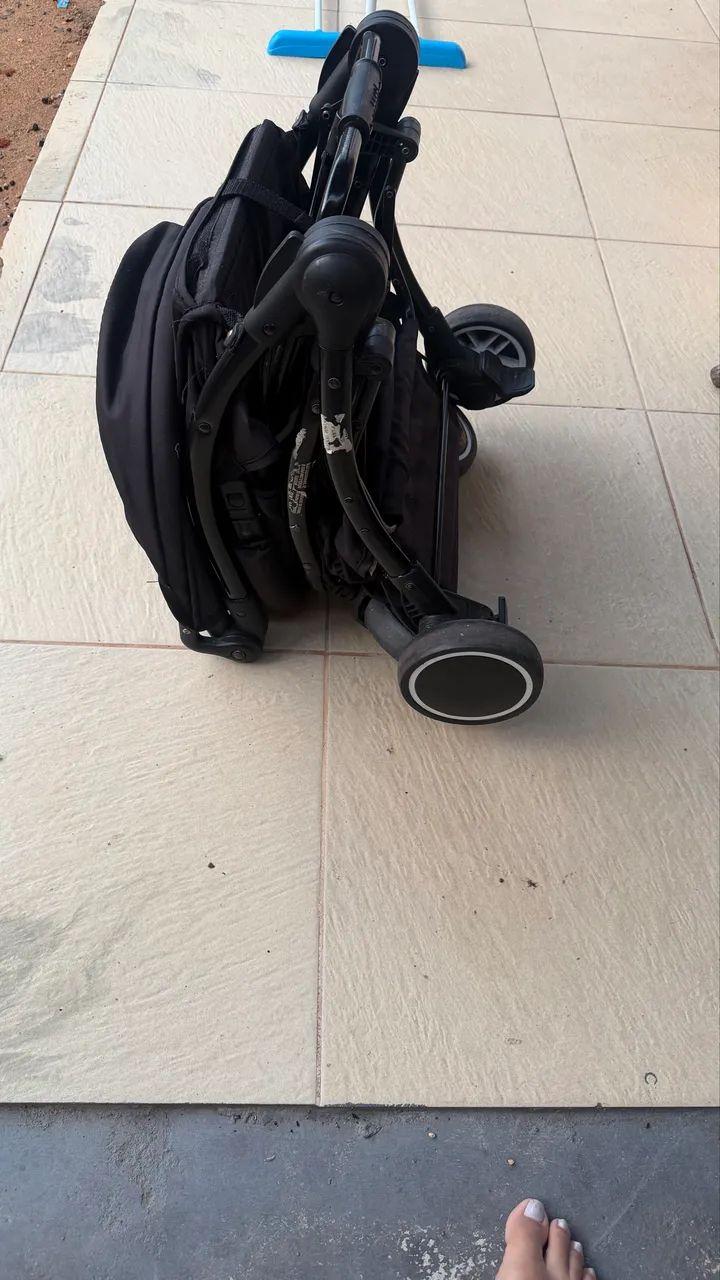 Carrinho de bebê pouco usado  - Foto 5