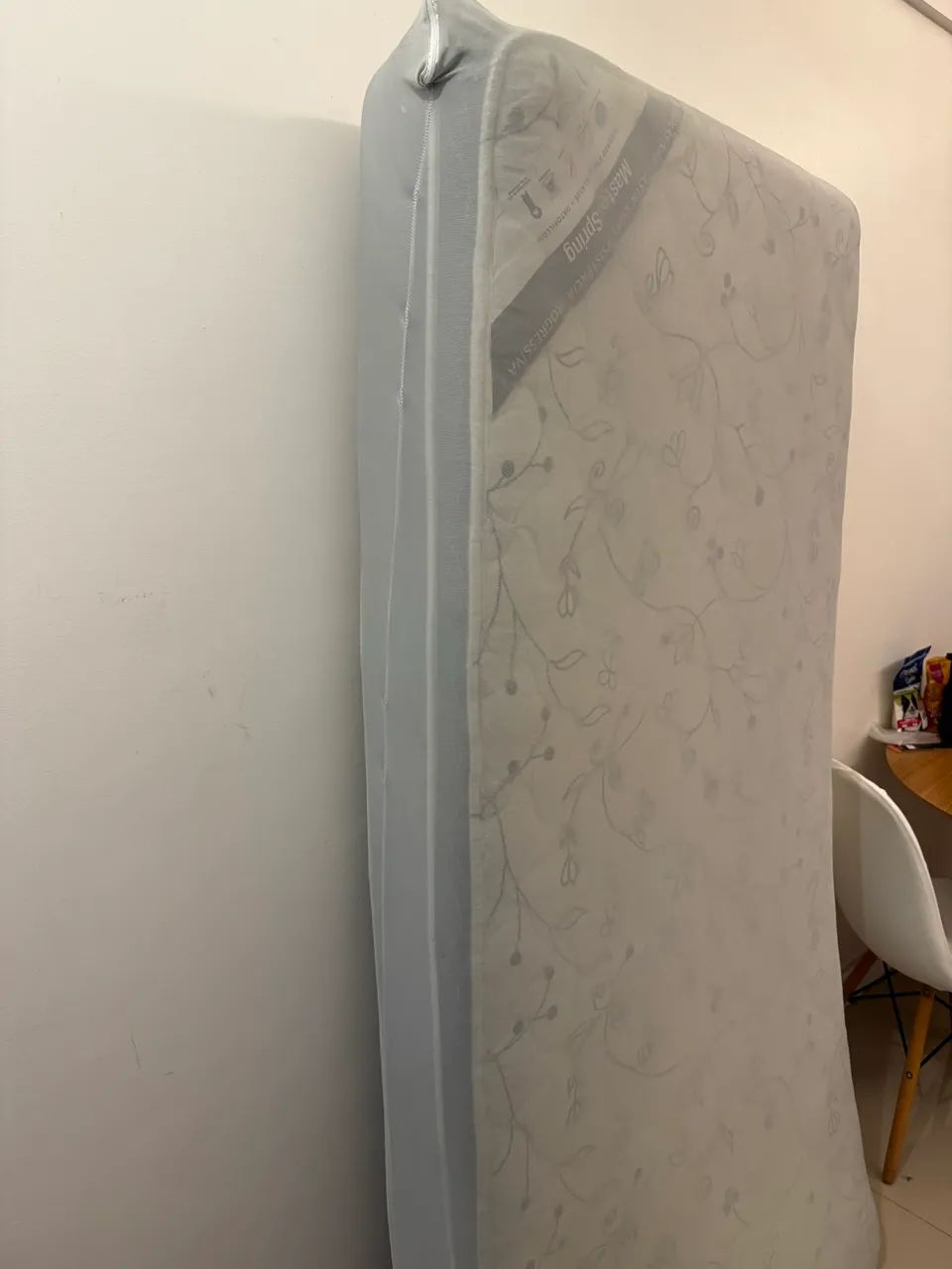 Vendo colchão de solteiro Ortobom - Foto 3