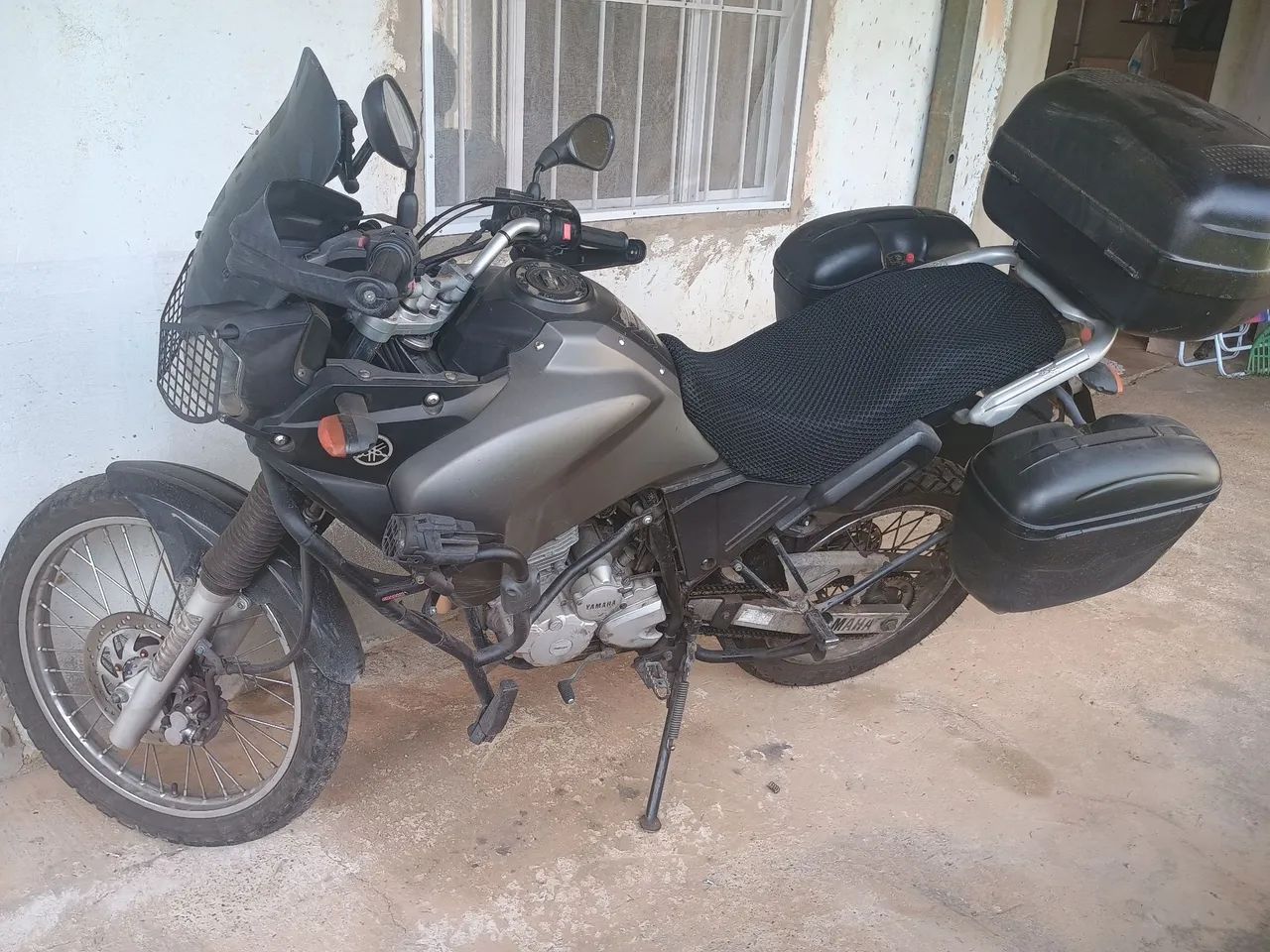 Ténéré 250... impecável 