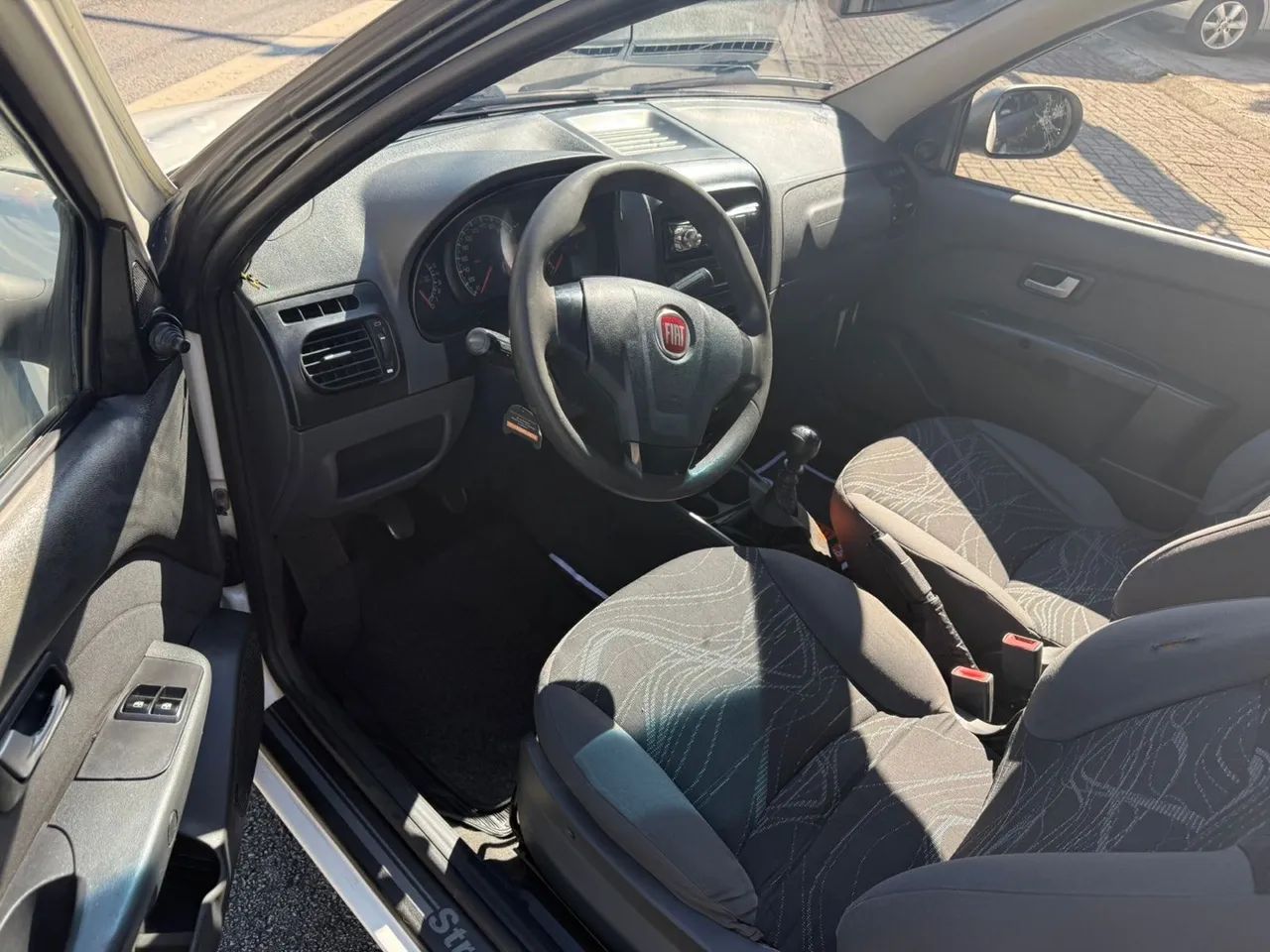 Fiat Strada Working 1.4 mpi Fire Flex 8V CE, foto 8 de 8