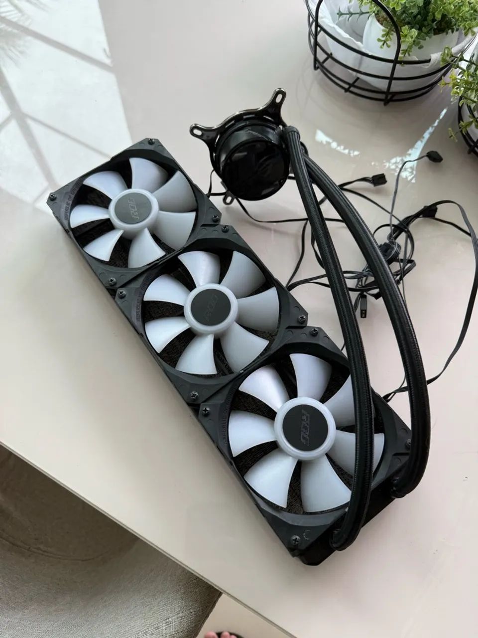 Watercooler AIO ROG Strix LC 360 ARGB - Foto 2
