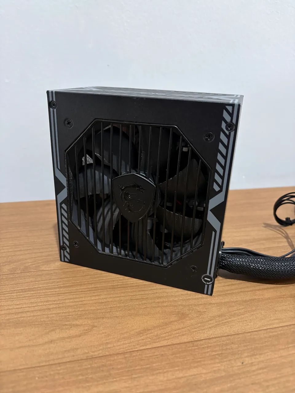 Fonte MSI MAG A550BN, 550W, 80 Plus Bronze - FUNCIONANDO PERFEITAMENTE  - Foto 4