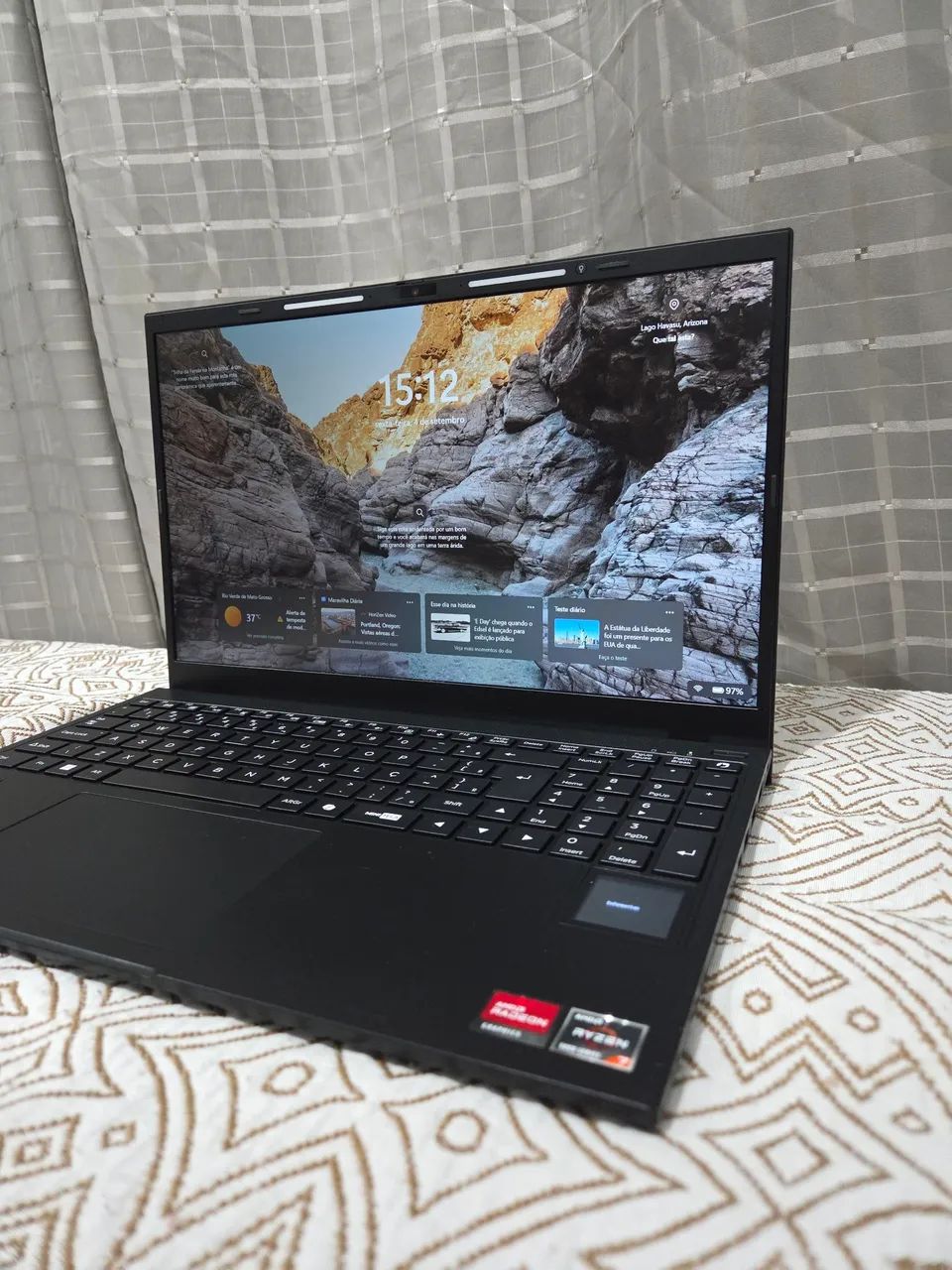 Vendo notebook com preço negociável 