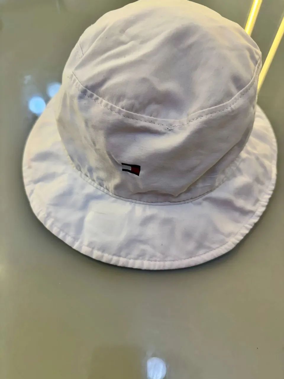 Chapéu bucket Tommy Hilfiger reversível  - Foto 4