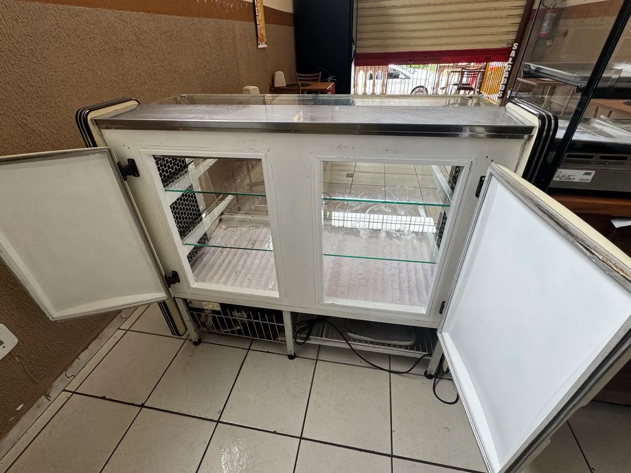 Balcão expositor refrigerado - Foto 2