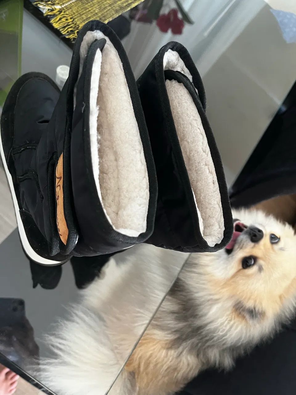 Bota cano médio pelúcia  - Foto 2