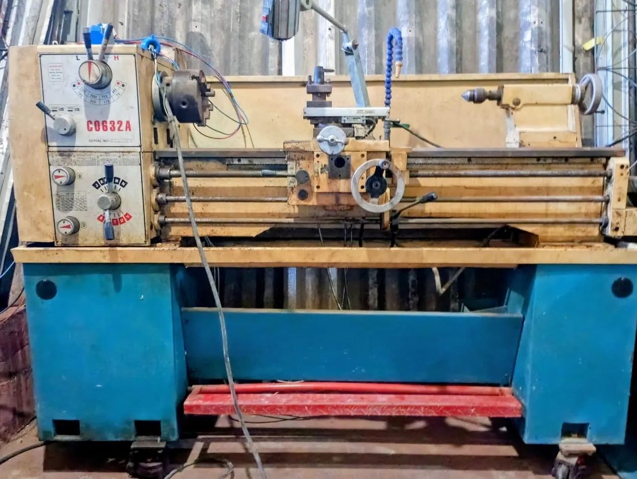 Torno C0632A