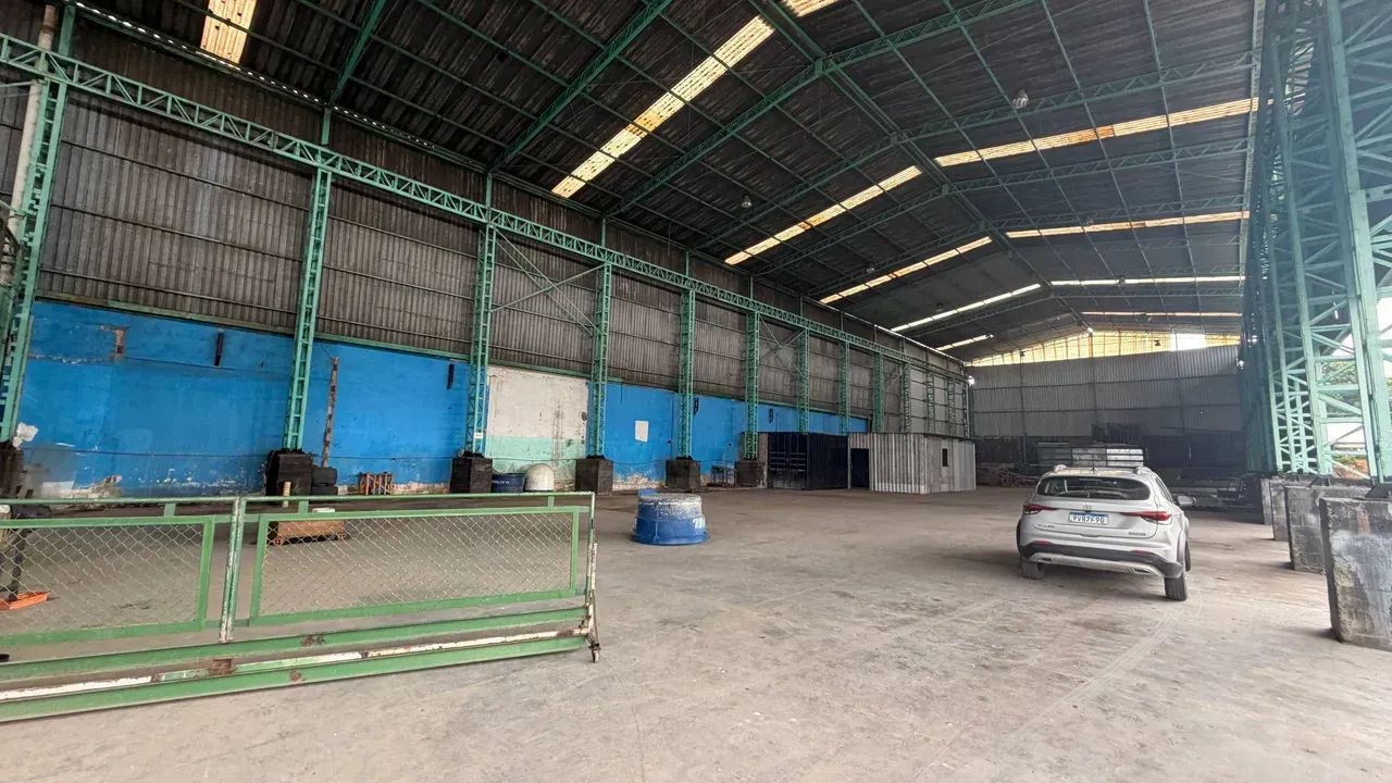 Alugue Galpão com 3000m2  Crespo - Manaus - AM