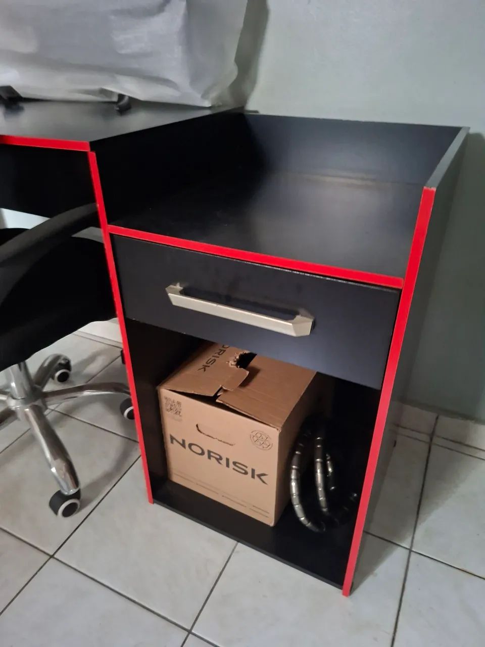 Escrivaninha gamer - Foto 2