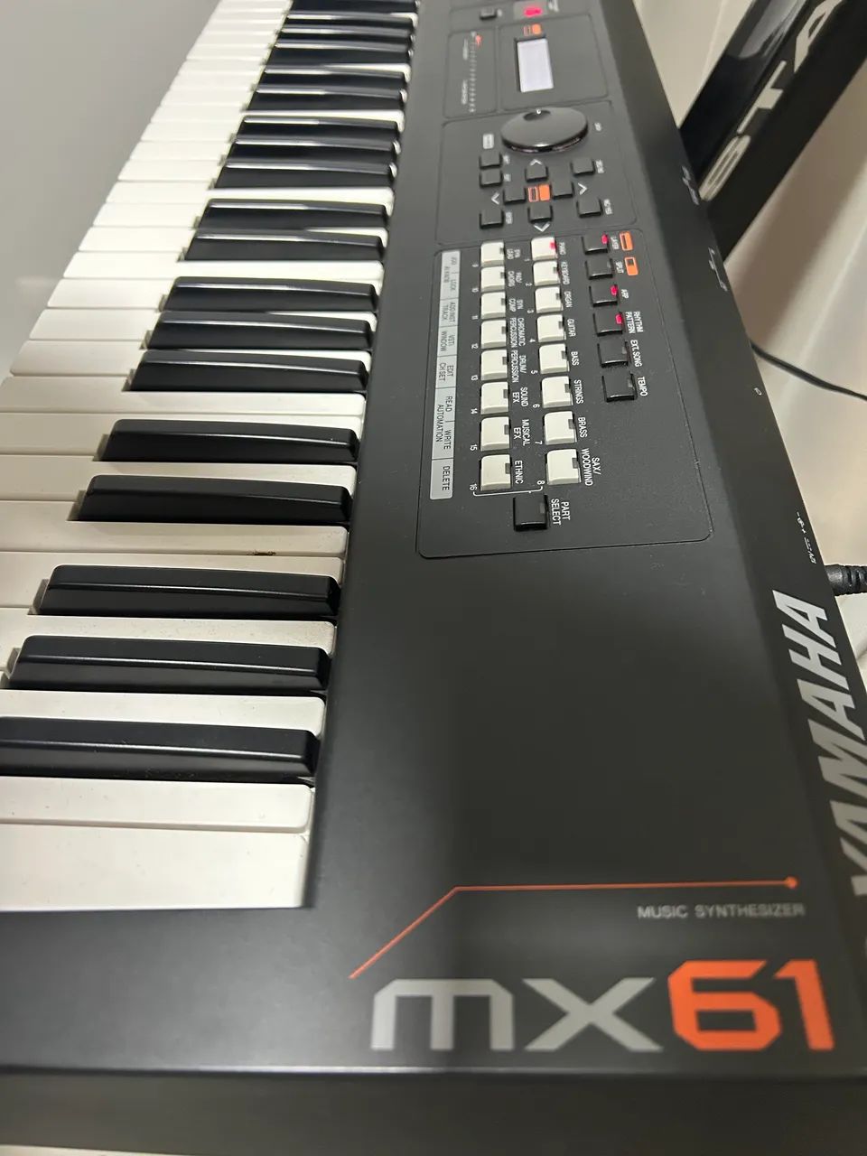 Teclado Yamaha MX61 V2 BK - Foto 3