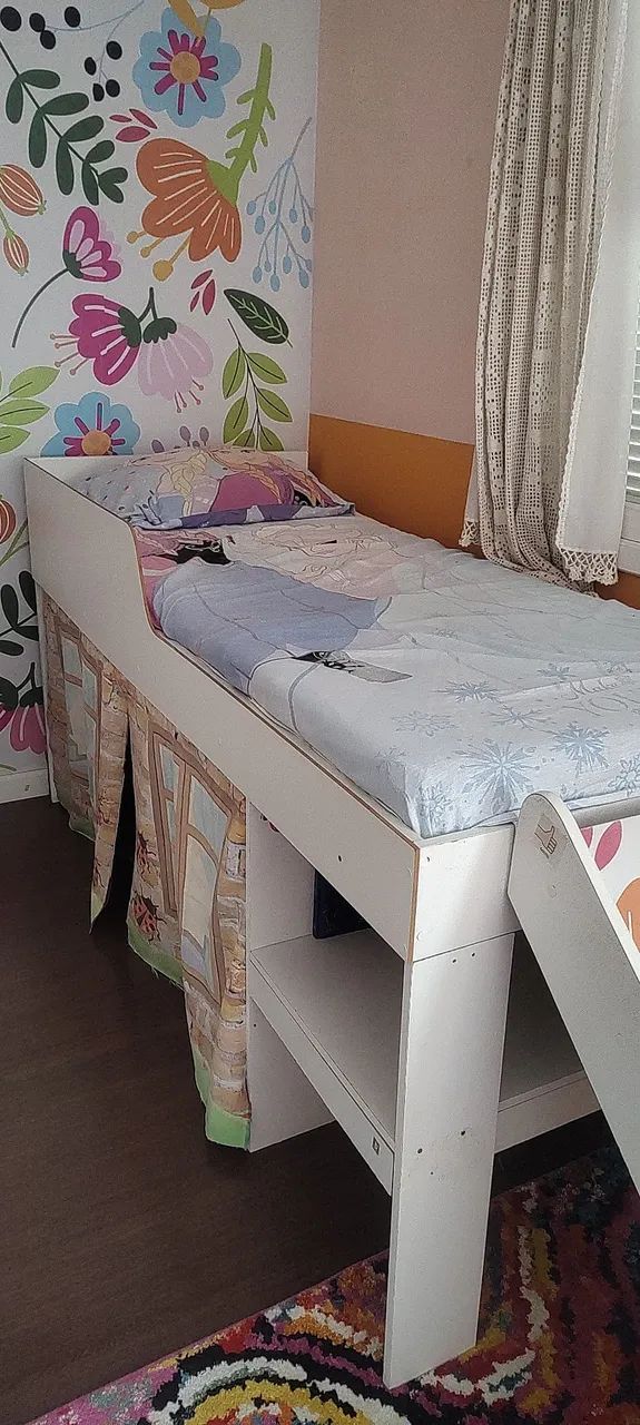 Cama com escorregador Casa tema 