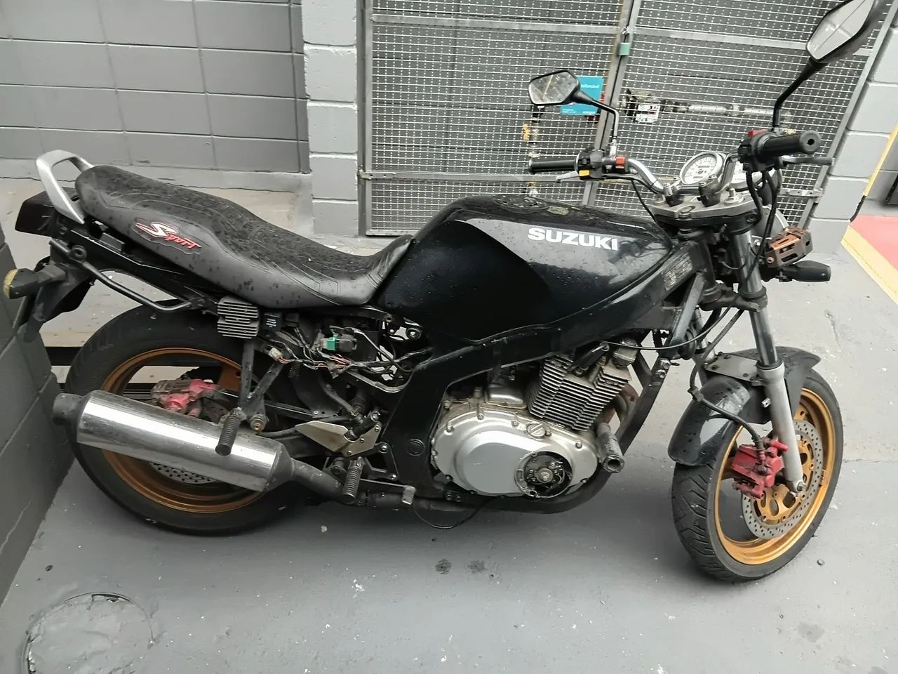 SUZUKI GS 500E PRETA - Foto 4
