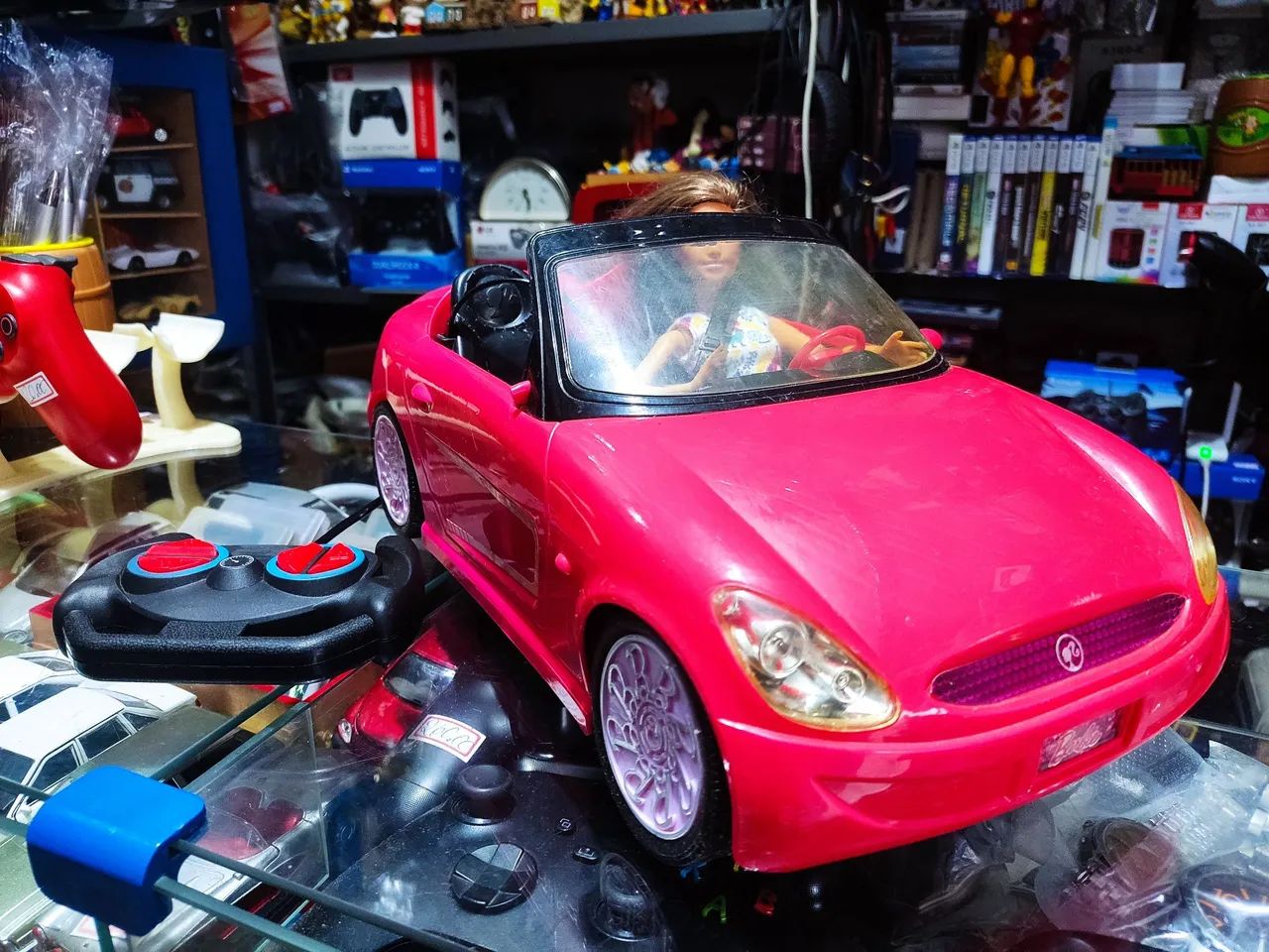 Carro da Barbie controle  - Foto 2
