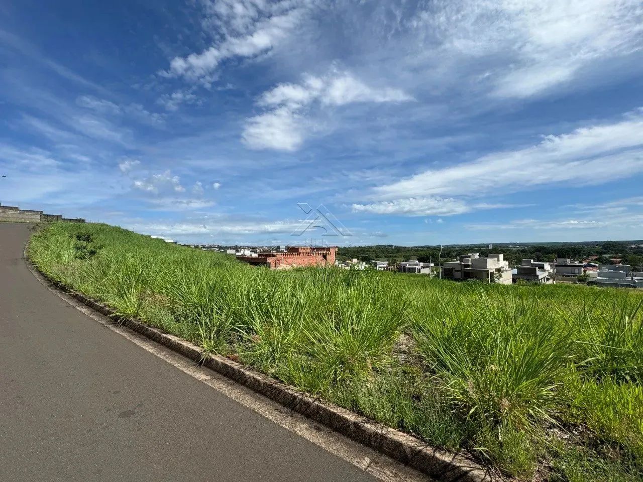 Canadá Residencial, 272m², declive. - Foto 2