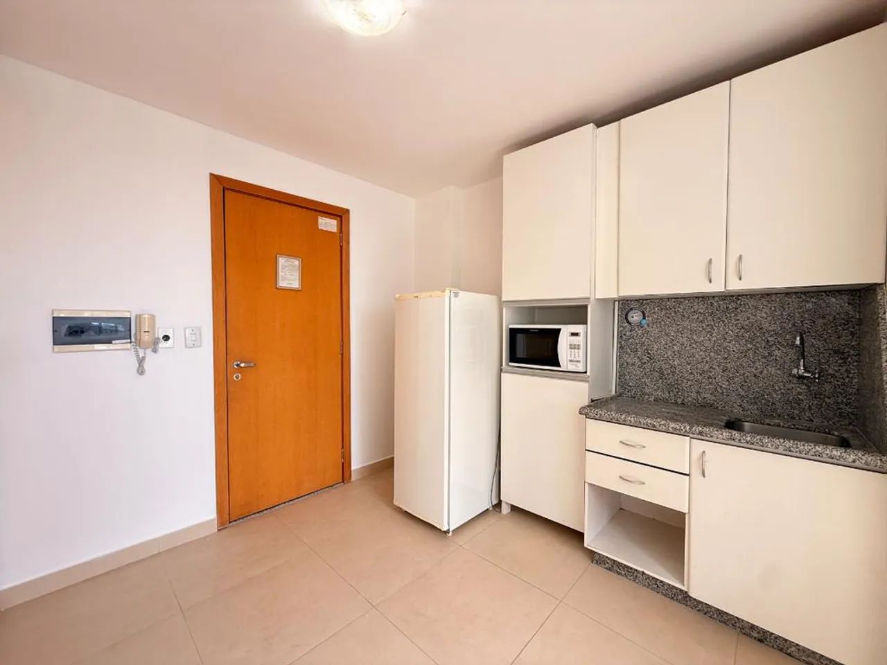 Apartamento para alugar em Maringá, Zona 07, com 1 quarto, com 18.4 m², Royal Suite - Foto 4