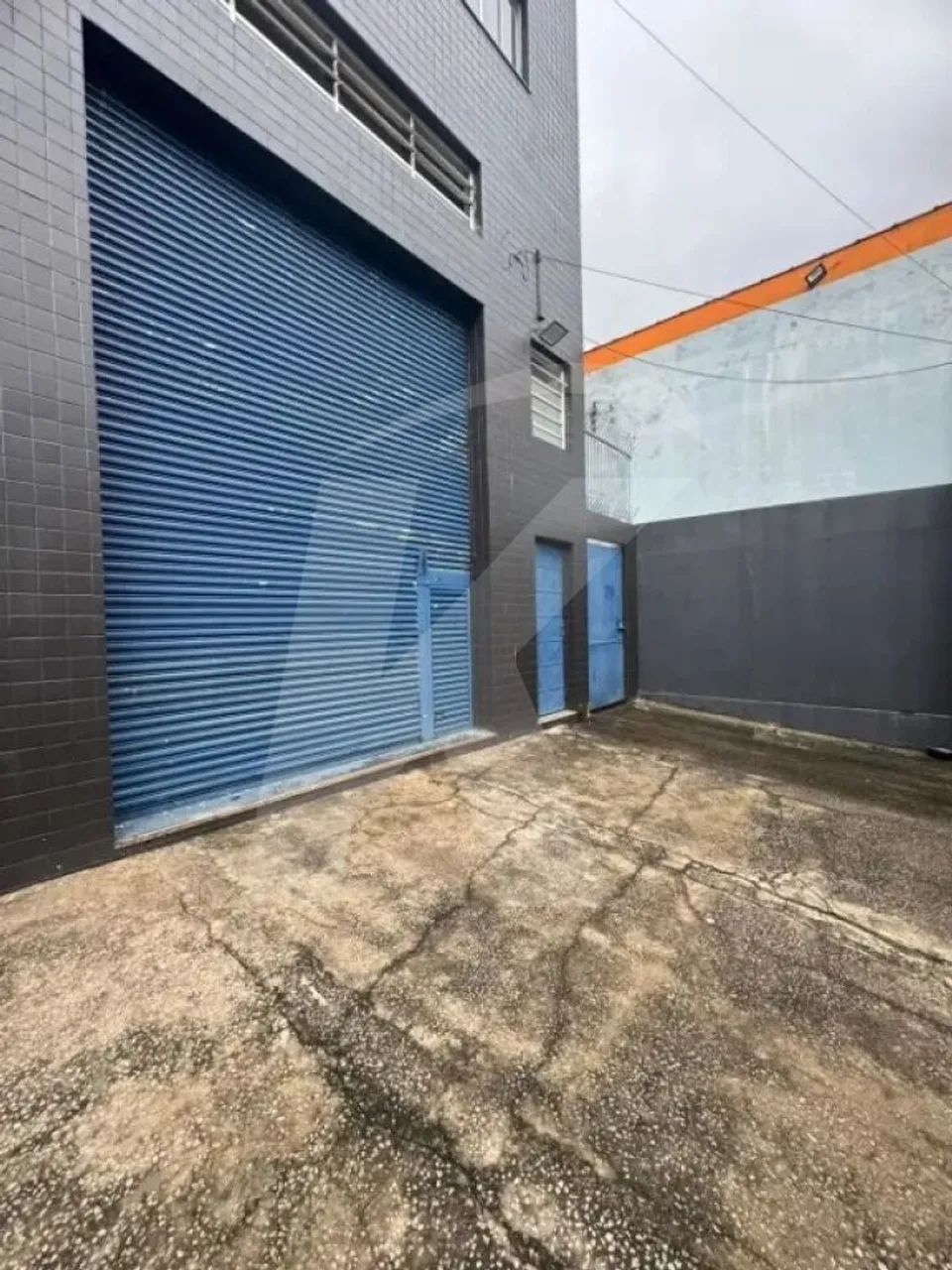 Galpão e Sala Comercial para Alugar 180 m2, Vila Hebe - Foto 2