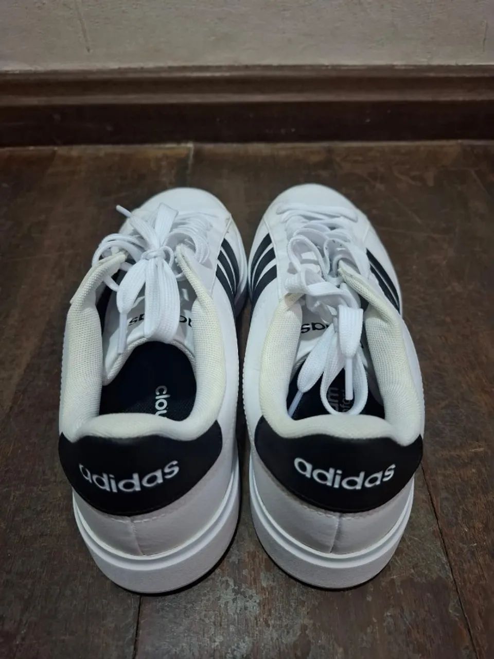 sapato adidas tamanho 41 - Foto 4