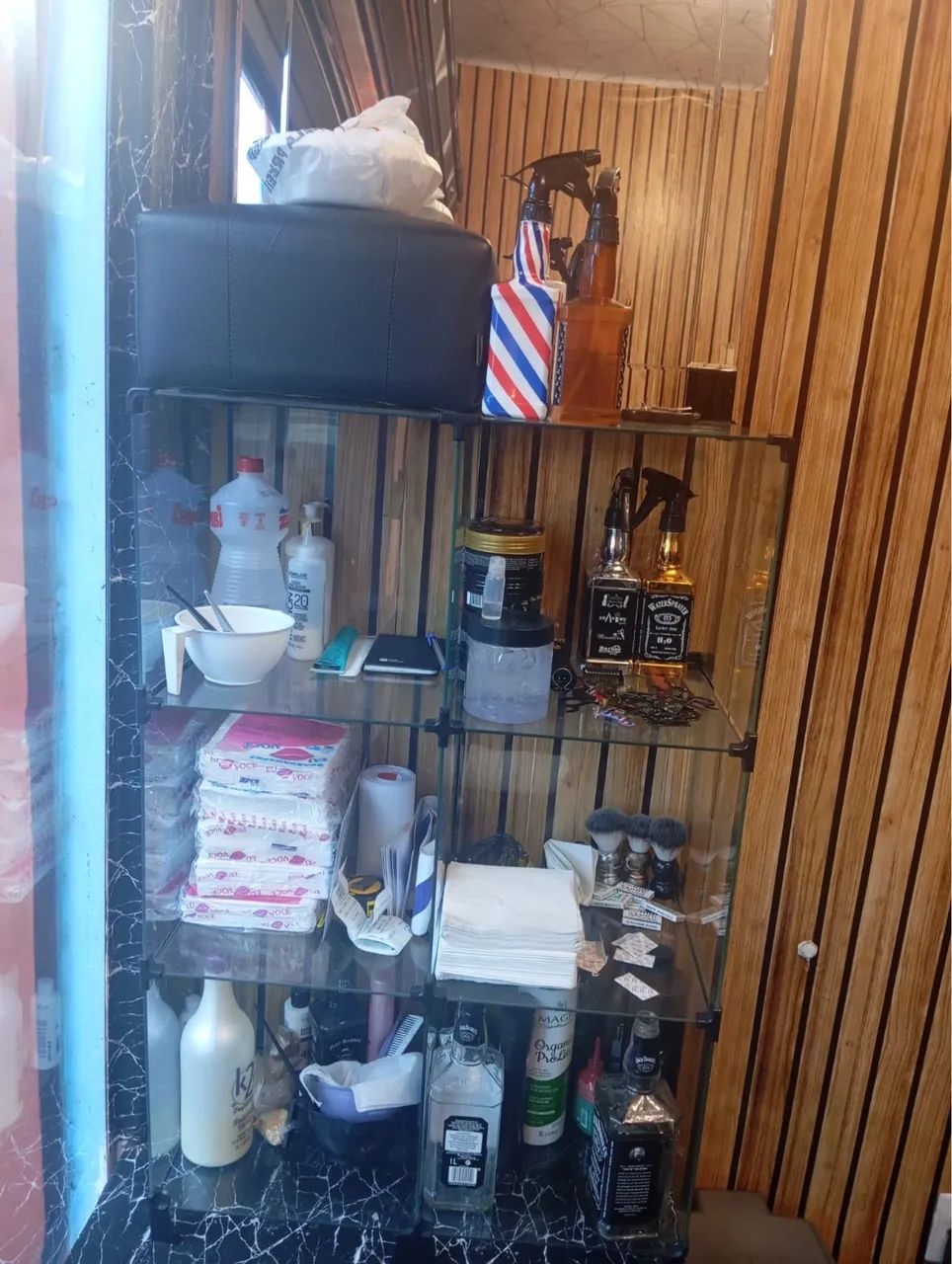 Kit Barbearia 5 itens cadeira, carrinho auxiliar e outros - Foto 2
