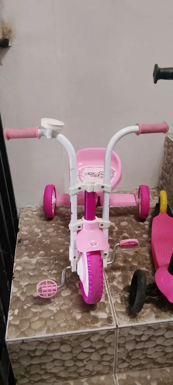 Bicicletinha e patinete