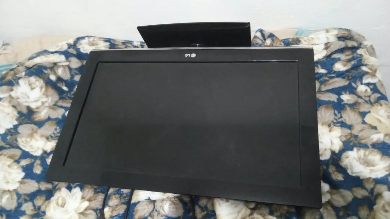 Televisão LG 32 polegadas R$300 pra ir embora  - Foto 2