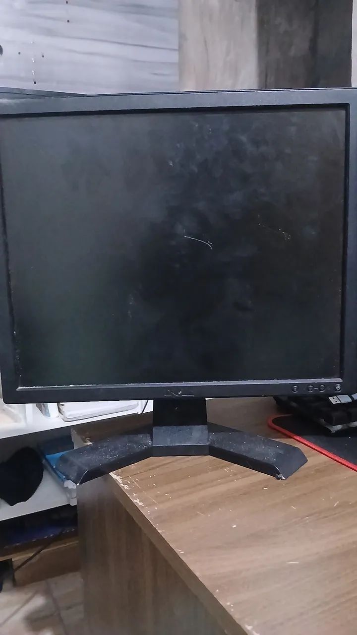 2 Monitores Dell, Samsung