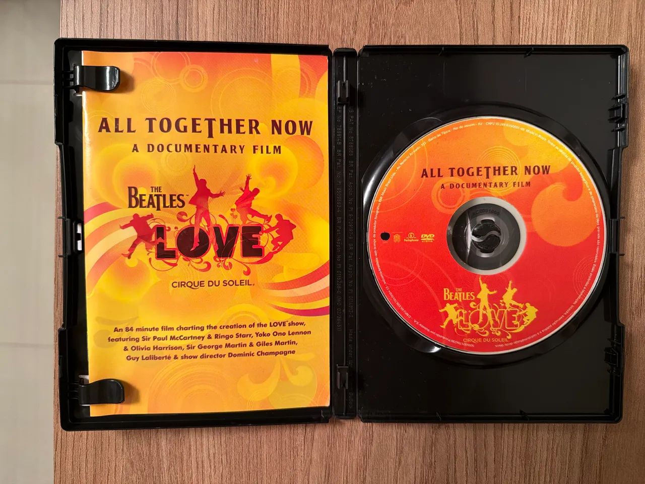 DVD The Beatles + Cirque Du Soleil - All Together Now (Documentário Clássico) - Foto 3