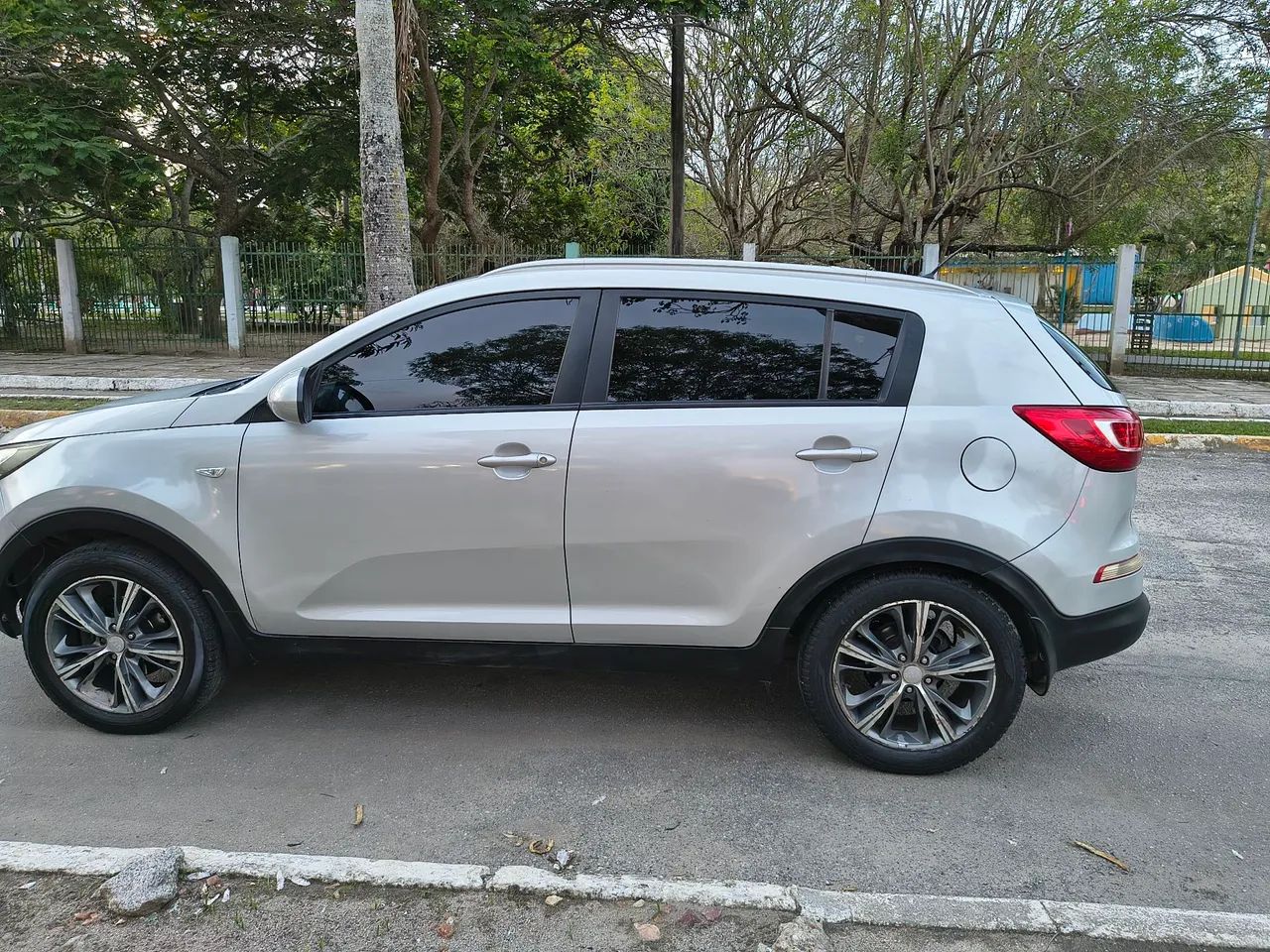 Kia Motors Sportage LX 2.0 16v/ 2.0 16V Flex Mec. 2012 - Foto 2