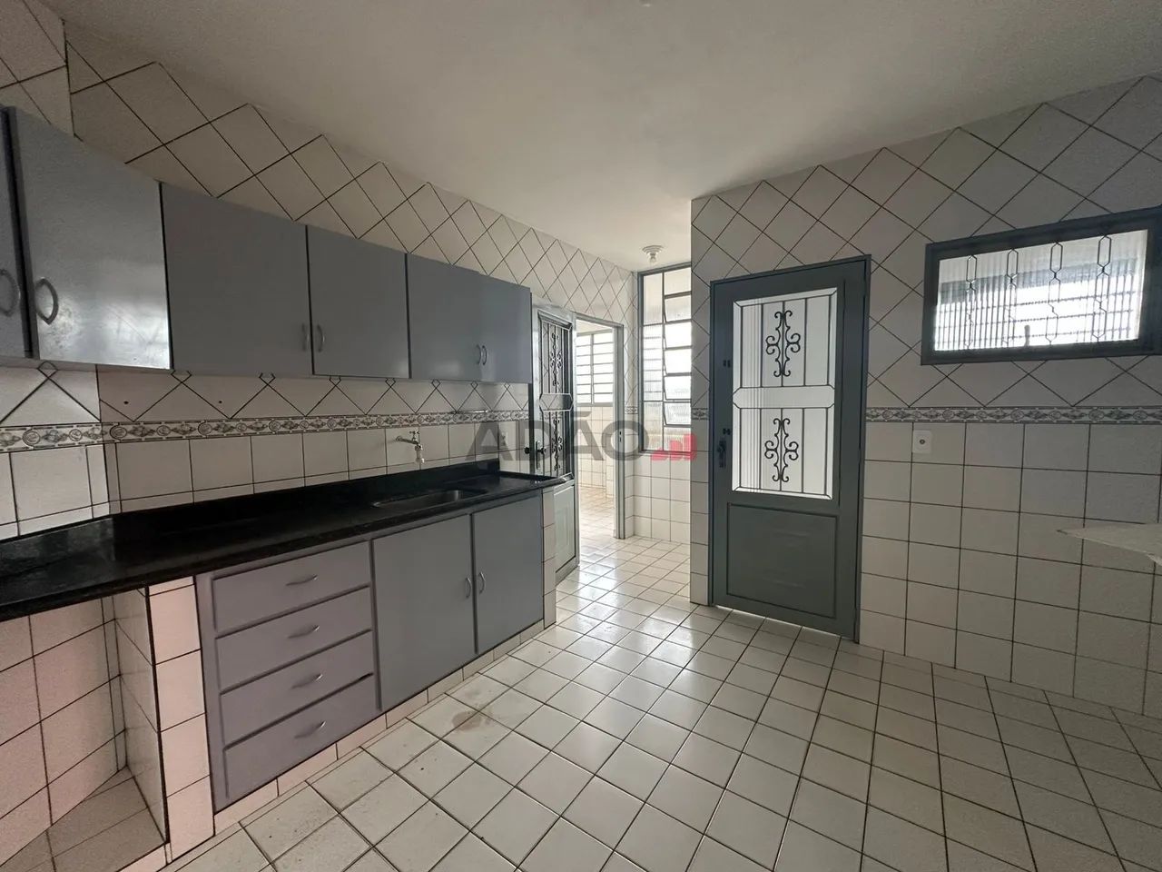 Sobrado com Ponto Comercial - Foto 5