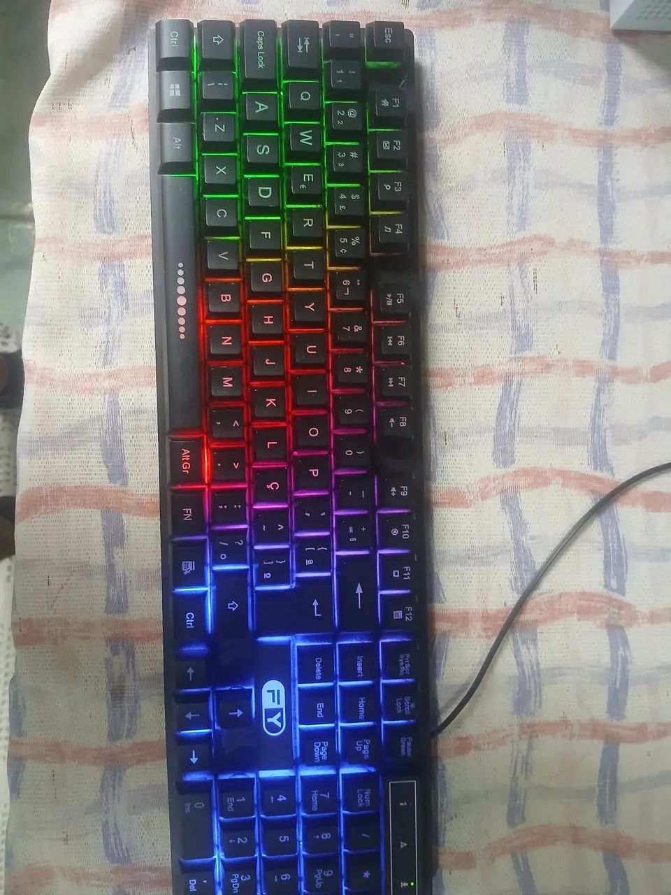 Volante logitech + teclado e mouse rgb - Foto 3