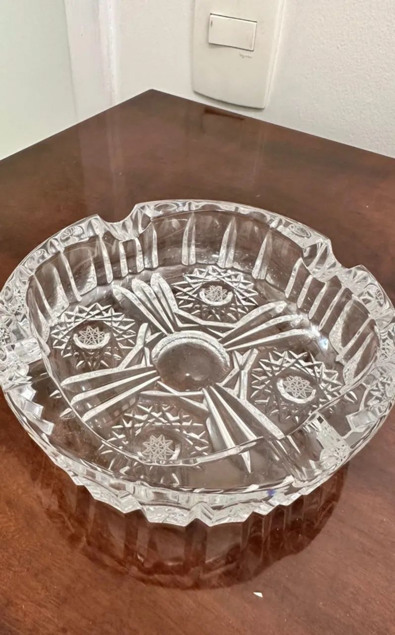 Cinzeiro de cristal 