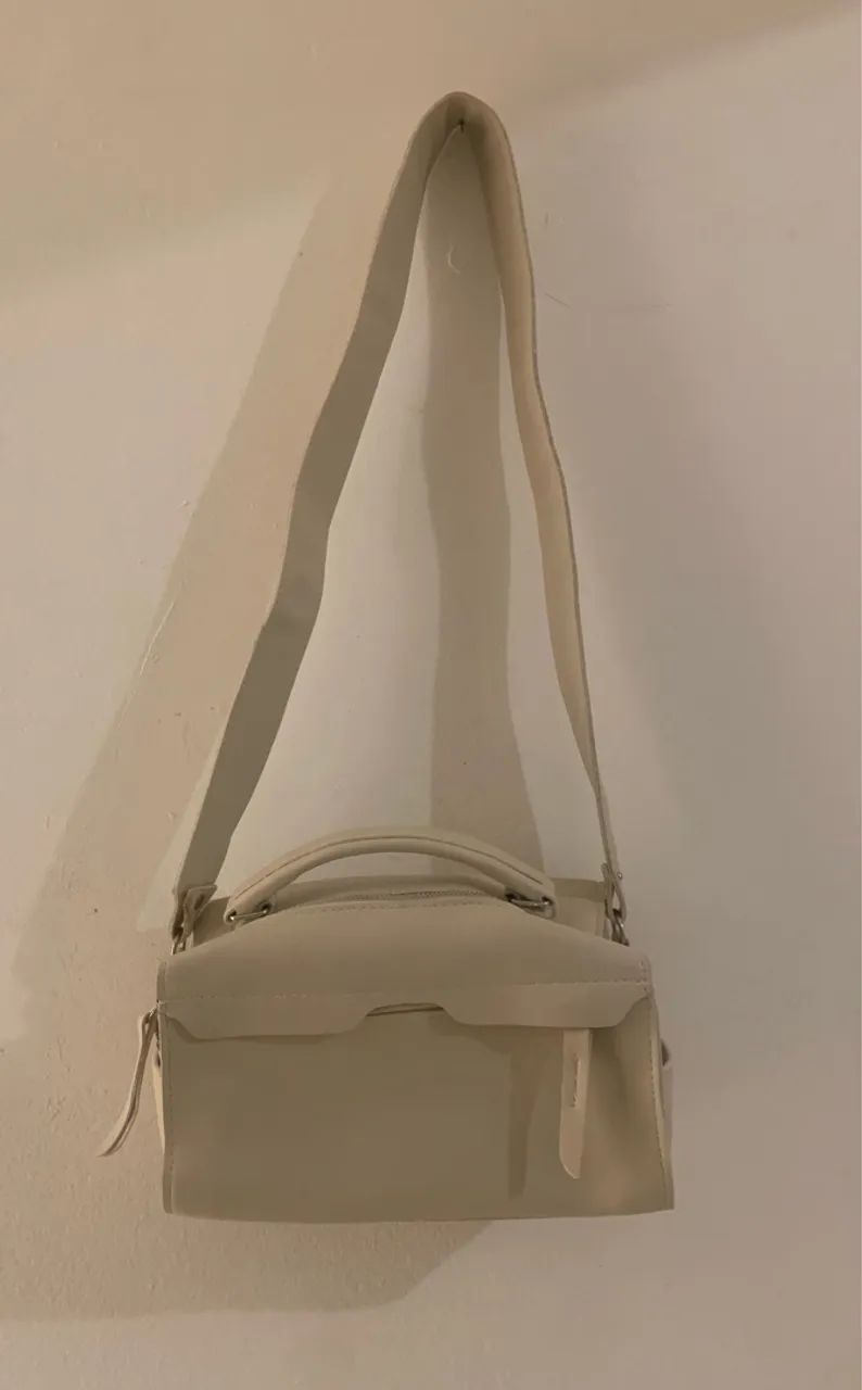 BAG LOLLA - Bolsa versátil -off white linda , praticamente nova usada 1x  - Foto 5
