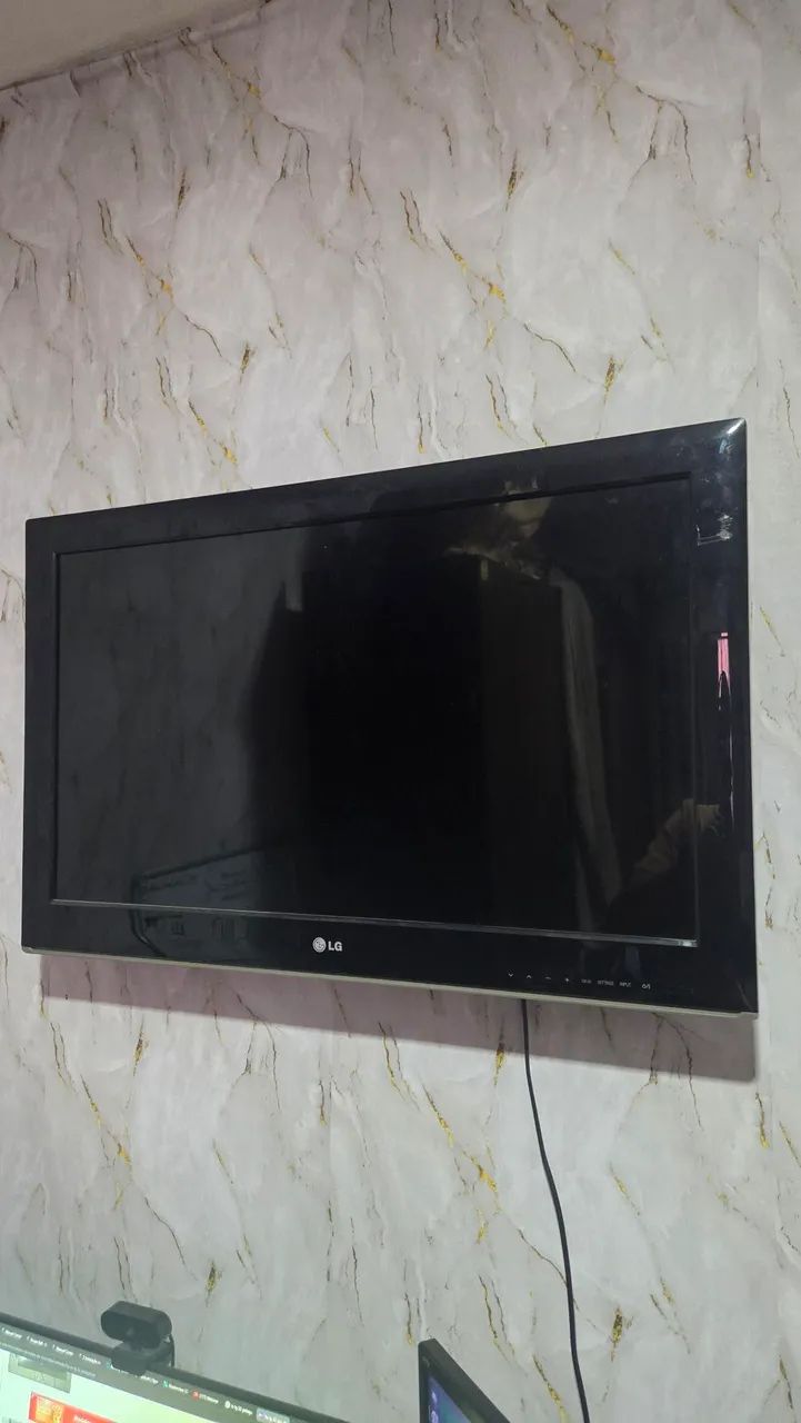 TV LG 32 POLEGADAS - Foto 2