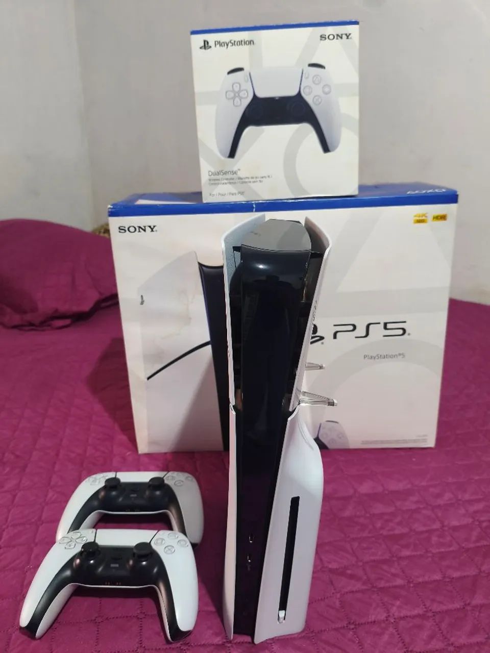 PS5 Slim com 2 Controles (MUITO CONSERVADO) - Foto 3